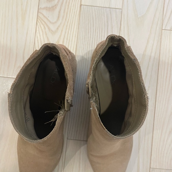 Beige suede Aldo boots - Picture 3 of 4